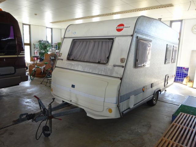 バーストナー製 キャンピングトレーラー