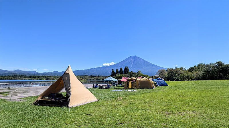 キャンプ場